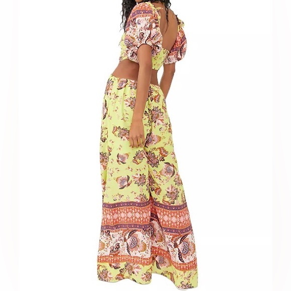 Free People Citrus Skies halter neck puff sleeve cut out jumpsuit medium - Picture 2 of 8